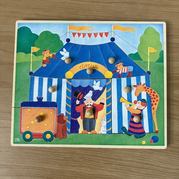 Wooden Circus Puzzle - Picture 1 of 5